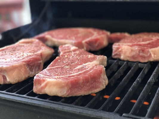 Decoratore automatico 3D per la carne congelata industriale 500 kg 3kw Concepimento a basso rumore per un taglio stabile