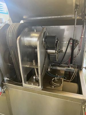 Capacità Operazioni commerciali Macchine per la trasformazione delle strisce di carne in acciaio inossidabile