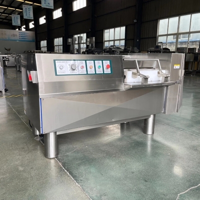 Trattamento termico Industrial Electric Automatic Commercial Cube Meat Dicer 1480x800x980mm