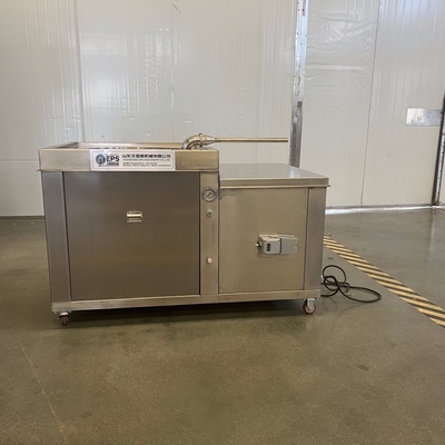 Apparecchiature per il riempimento delle salsicce con un design robusto e resistente e un peso lordo di 800 kg