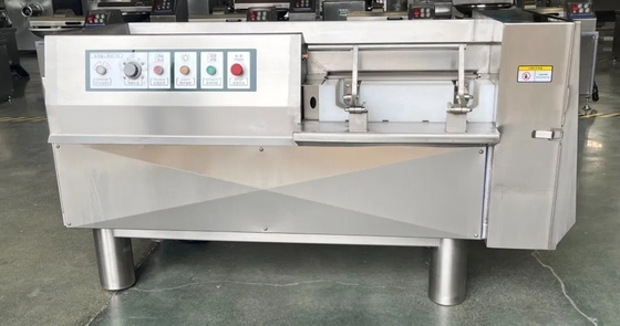 Macchina automatica di taglio del petto di pollo Macchina a dadi per 28 mm o dimensioni a dadi personalizzate