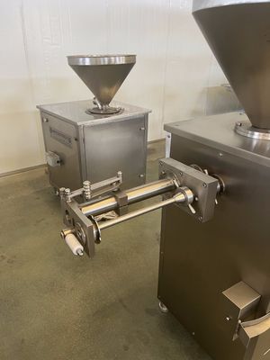 Fermento salsiccia Stuffer Hanger Machine di riempimento Bratwurst riempitore con tensione 110-380V