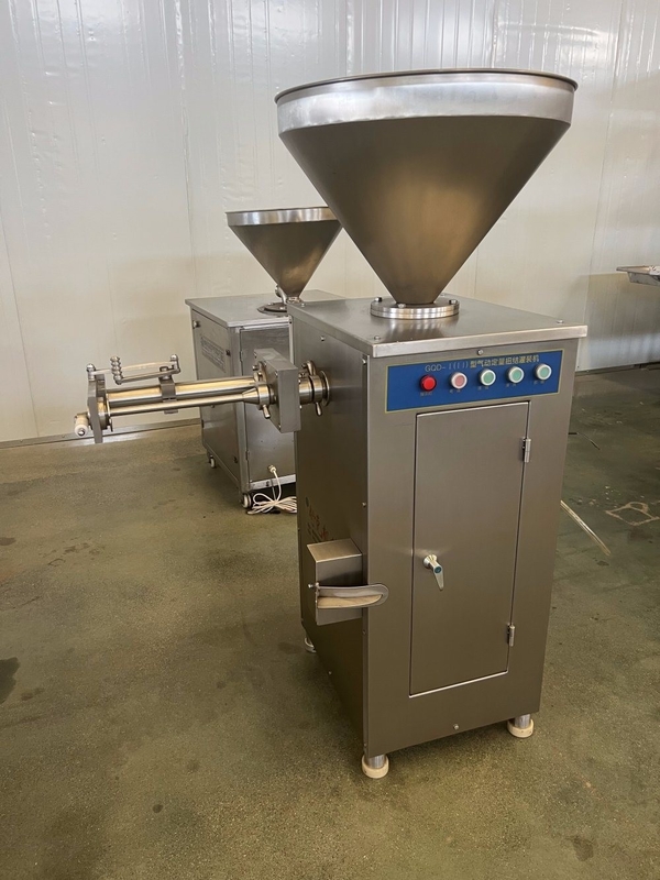 Macchina per fare salsicce da 60 litri con costruzione e confezione robuste Dimensione 120cm * 800cm * 120cm